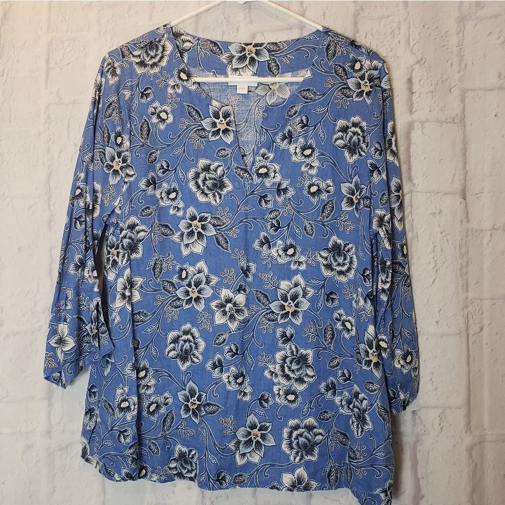 J. JILL LOVE LINEN Floral Notched Neck Top Medium
